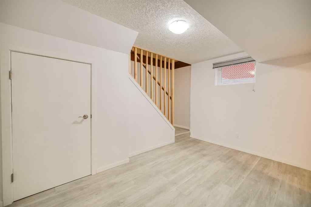 MLS® A2262010 - 3307 Boulton Road NW in Brentwood Calgary, Residential