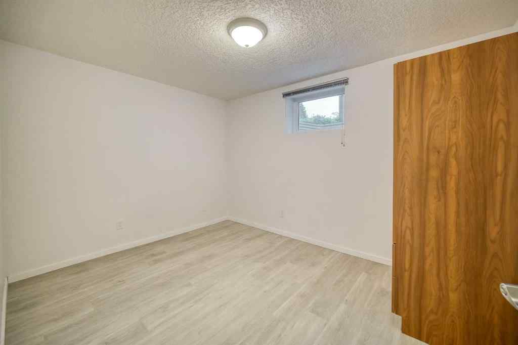 MLS® A2262010 - 3307 Boulton Road NW in Brentwood Calgary, Residential