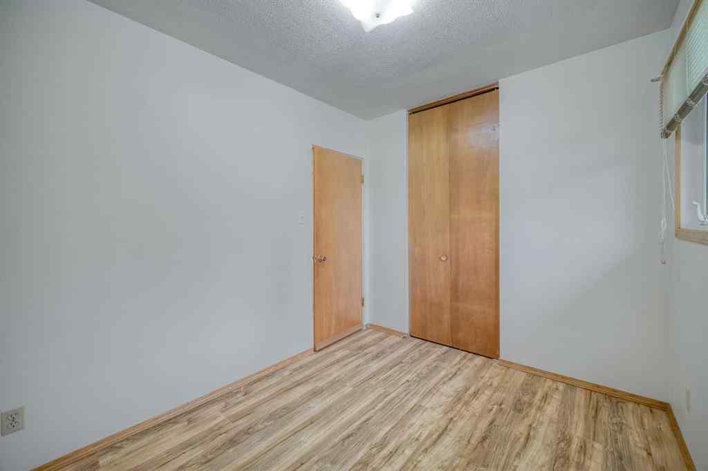 MLS® A2262010 - 3307 Boulton Road NW in Brentwood Calgary, Residential