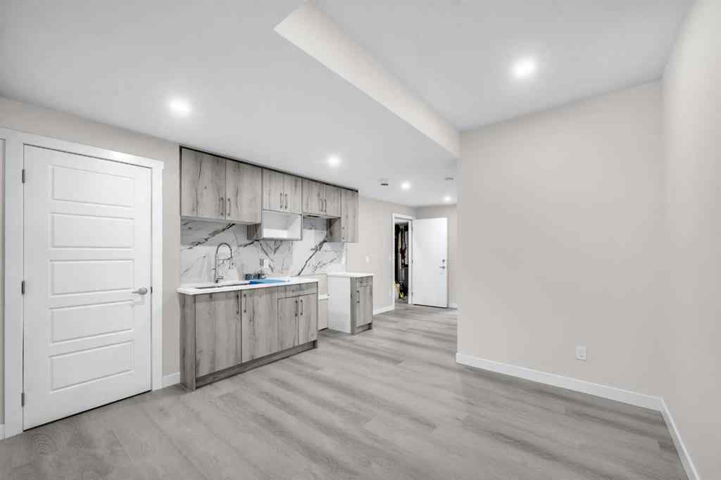 MLS® A2262015 - 61 Savanna Place NE in Saddle Ridge Calgary, Residential