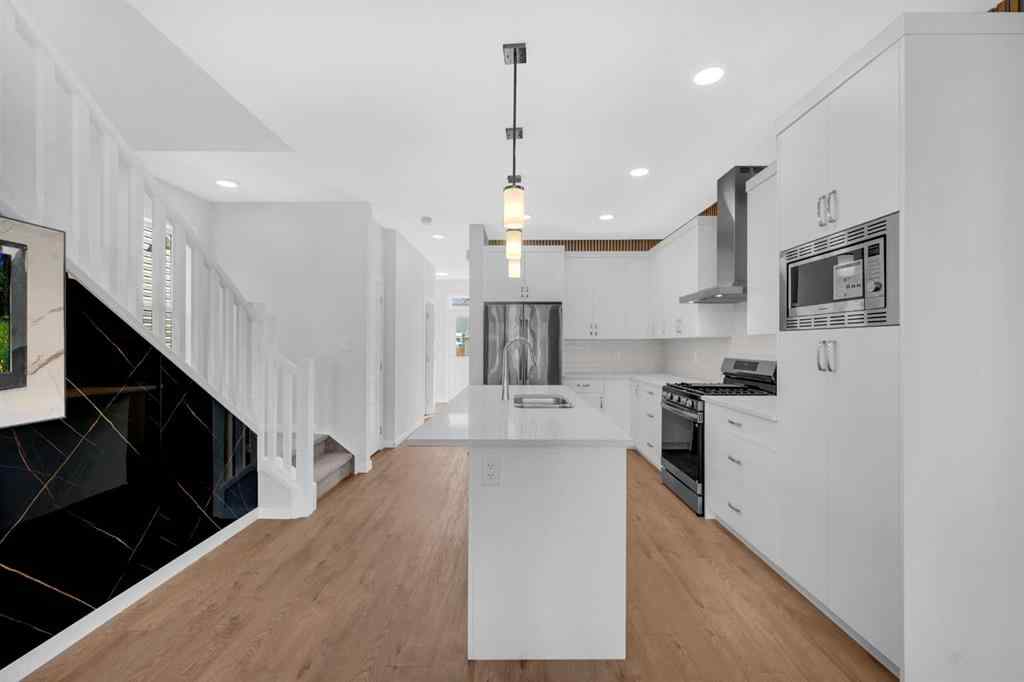 MLS® A2262015 - 61 Savanna Place NE in Saddle Ridge Calgary, Residential