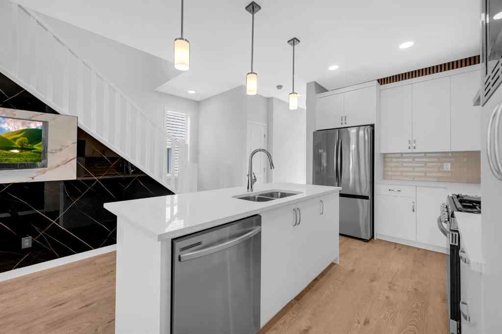 MLS® A2262015 - 61 Savanna Place NE in Saddle Ridge Calgary, Residential