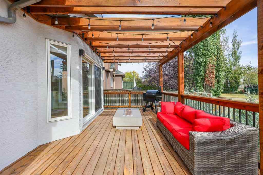 MLS® A2262017 - 240 Cove Road  in The Cove Chestermere, Residential