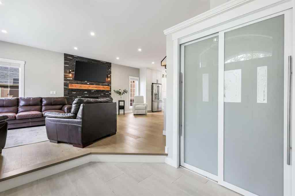 MLS® A2262017 - 240 Cove Road  in The Cove Chestermere, Residential