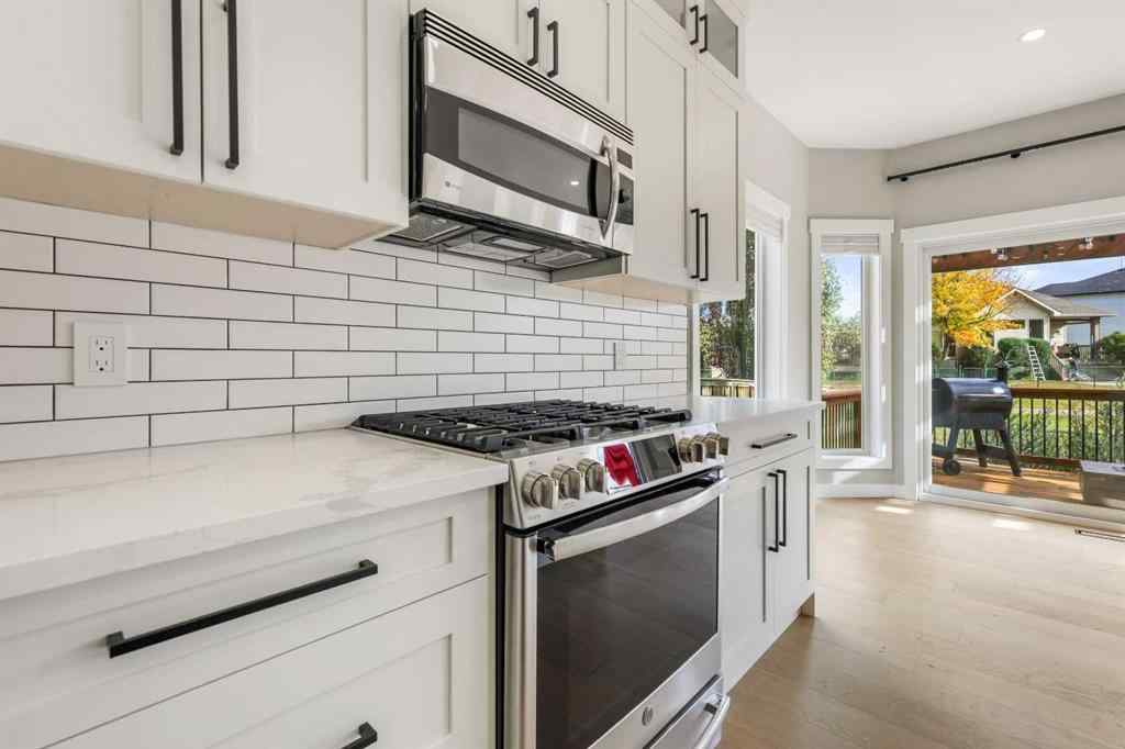 MLS® A2262017 - 240 Cove Road  in The Cove Chestermere, Residential