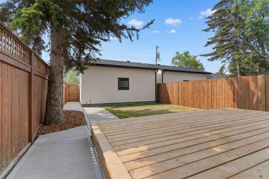 MLS® A2262024 - 2019 6 Avenue NW in West Hillhurst Calgary, Residential