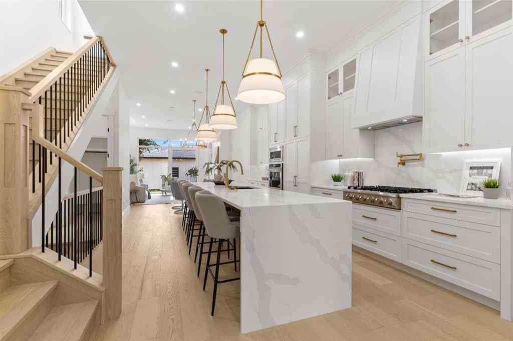 MLS® A2262024 - 2019 6 Avenue NW in West Hillhurst Calgary, Residential