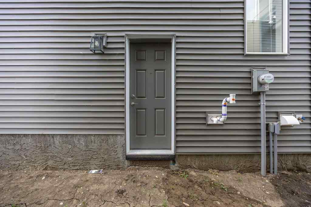 MLS® A2262029 - 108 Waterford Way  in Waterford Chestermere, Residential