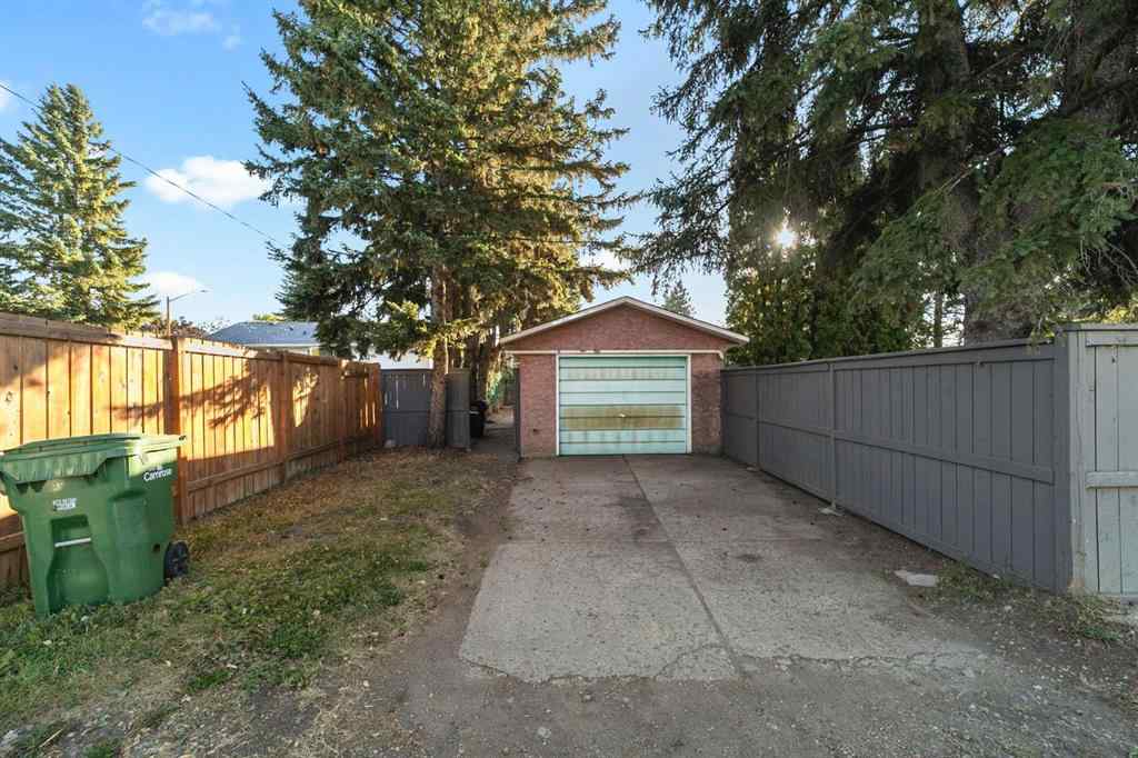 MLS® A2262035 - 4828 53A Street  in Downtown Camrose Camrose, Residential