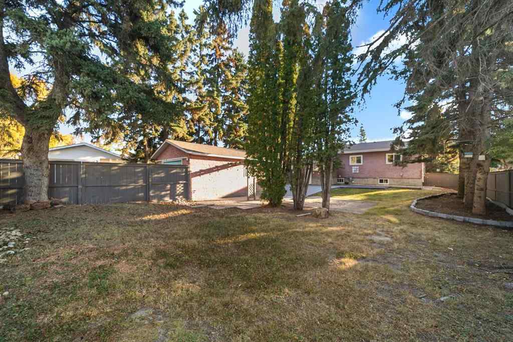 MLS® A2262035 - 4828 53A Street  in Downtown Camrose Camrose, Residential