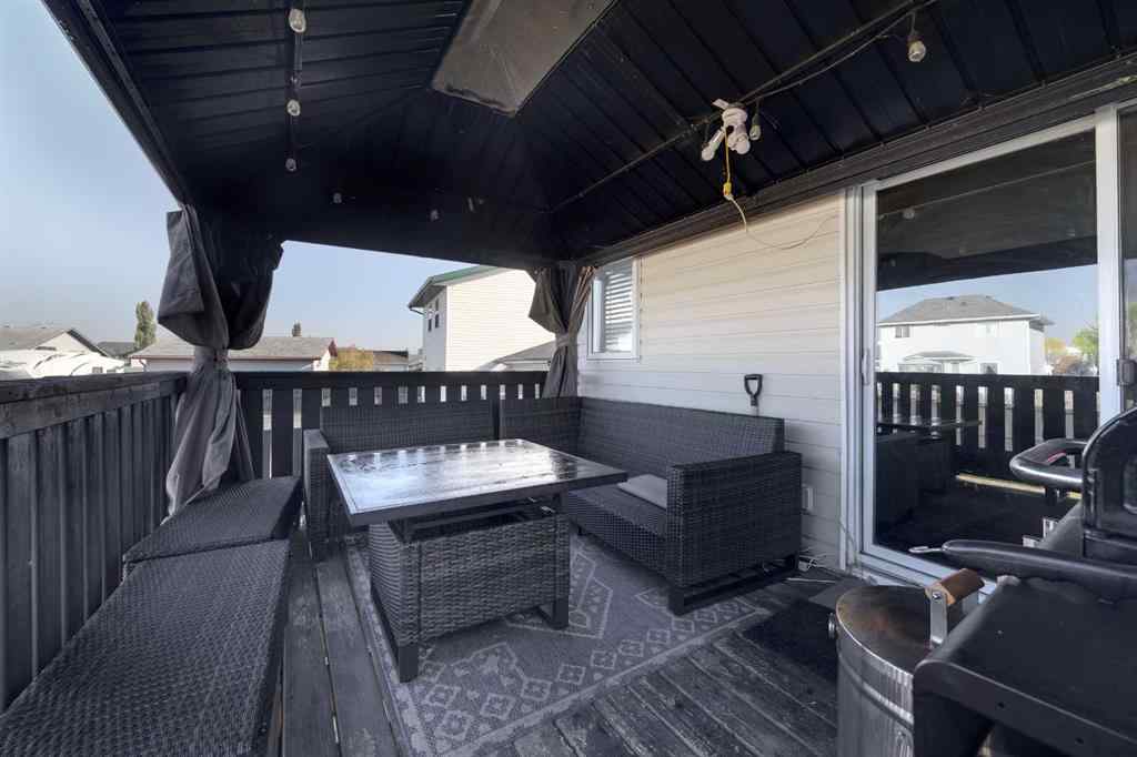 MLS® A2262040 - 44 Parkside Crescent  in Panorama Estates Blackfalds, Residential