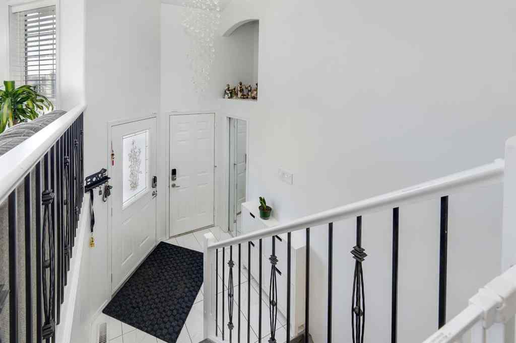 MLS® A2262040 - 44 Parkside Crescent  in Panorama Estates Blackfalds, Residential