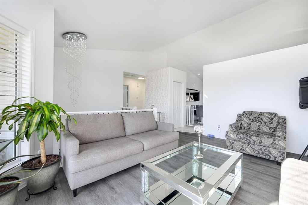 MLS® A2262040 - 44 Parkside Crescent  in Panorama Estates Blackfalds, Residential