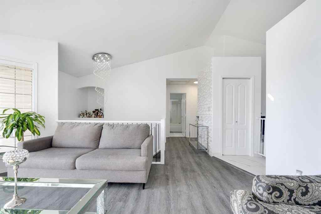 MLS® A2262040 - 44 Parkside Crescent  in Panorama Estates Blackfalds, Residential