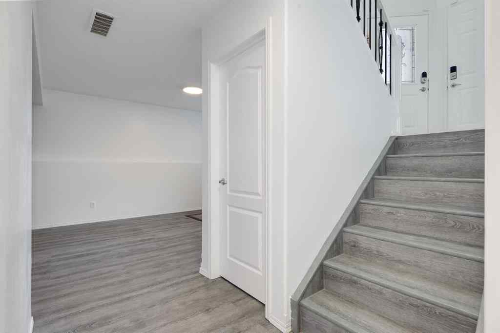 MLS® A2262040 - 44 Parkside Crescent  in Panorama Estates Blackfalds, Residential