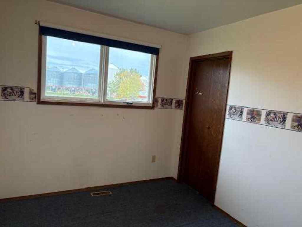 MLS® A2262042 - 38505 RGE Rd 92   in NONE Rural Paintearth No. 18, County of, Residential