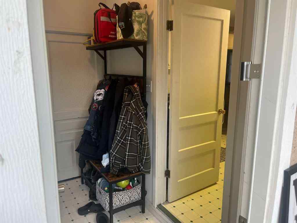 MLS® A2262050 - 1803 5A Avenue N in Westminster Lethbridge, Residential