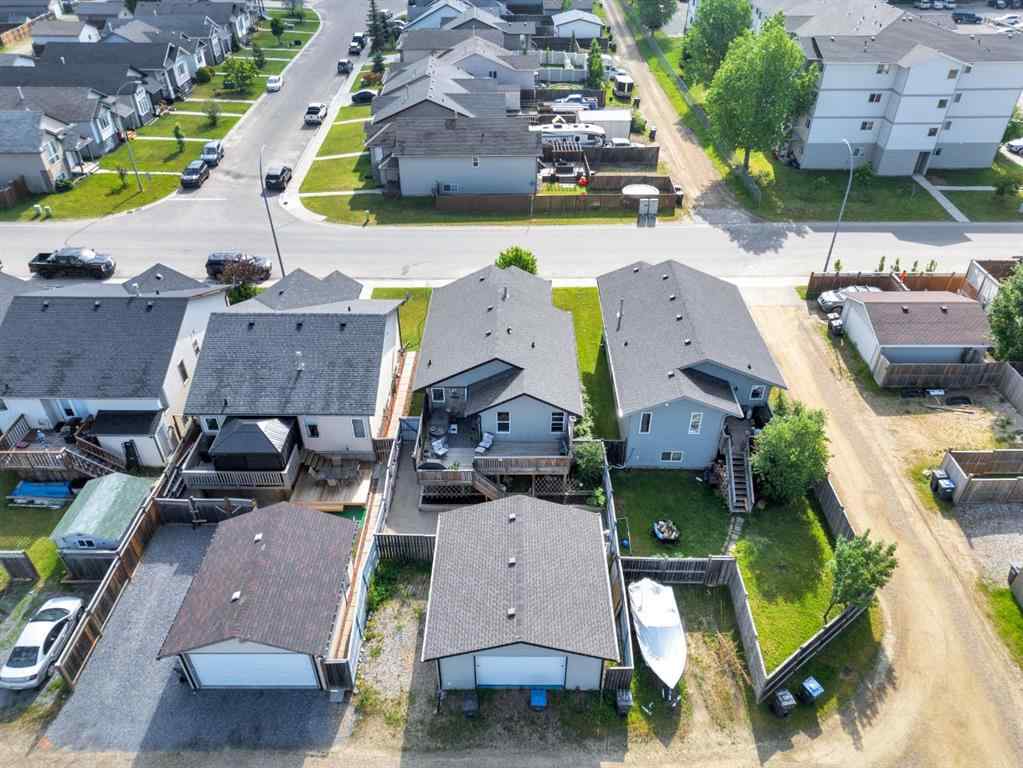 MLS® A2262052 - 82 Hinshaw Drive W in Hewlett Park Sylvan Lake, Residential