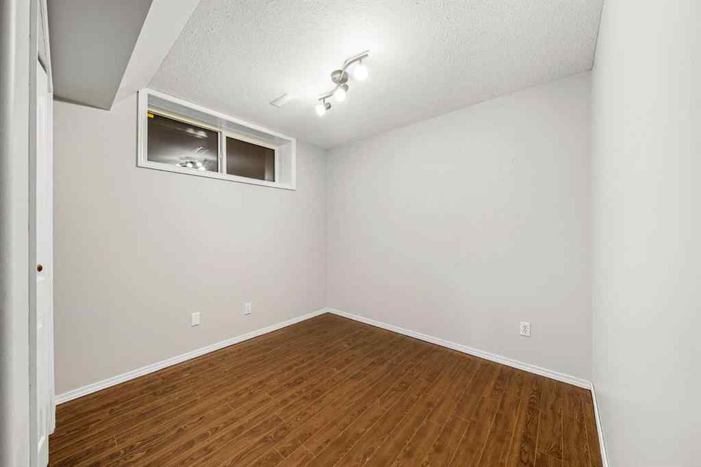 MLS® A2262055 - 668 Lancaster Drive  in Lonsdale Red Deer, Residential