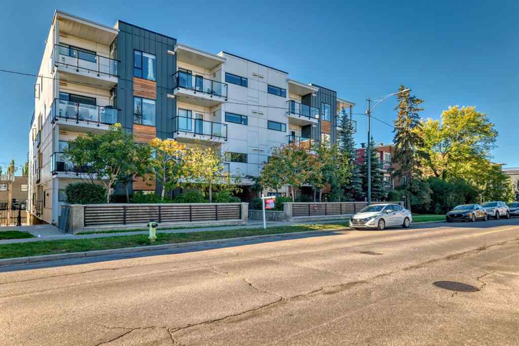 MLS® A2262057 - Unit #206 1521 26 Avenue SW in South Calgary Calgary, Residential