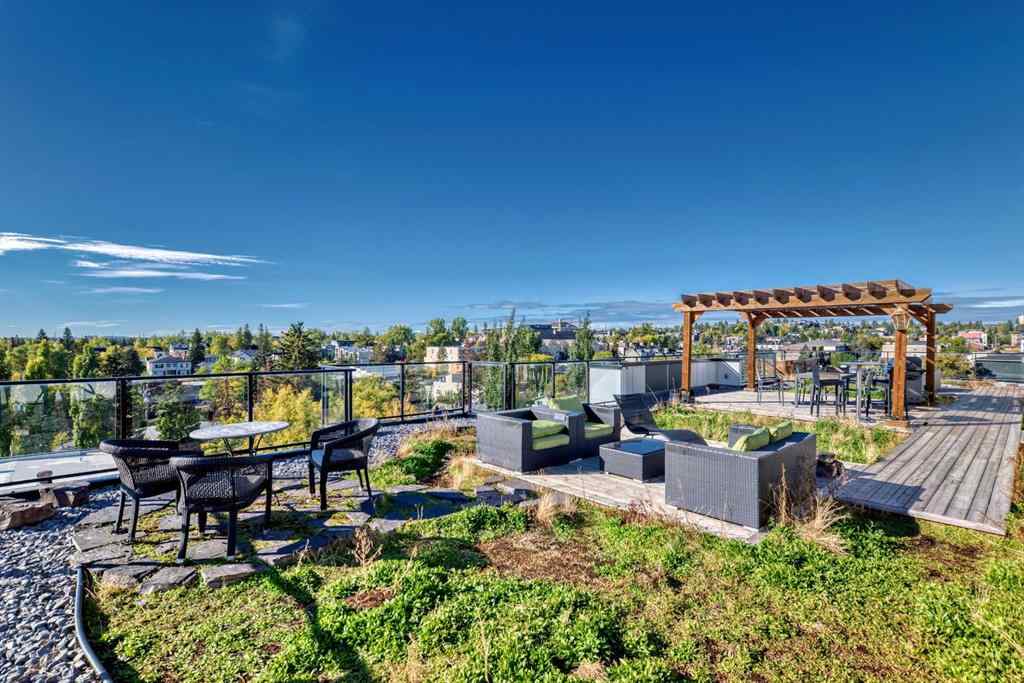 MLS® A2262057 - Unit #206 1521 26 Avenue SW in South Calgary Calgary, Residential