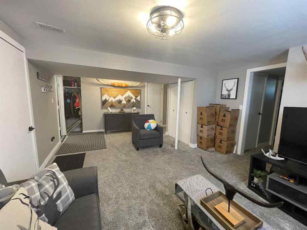 MLS® A2262058 - 520 6 Street W in NONE Cardston, Residential