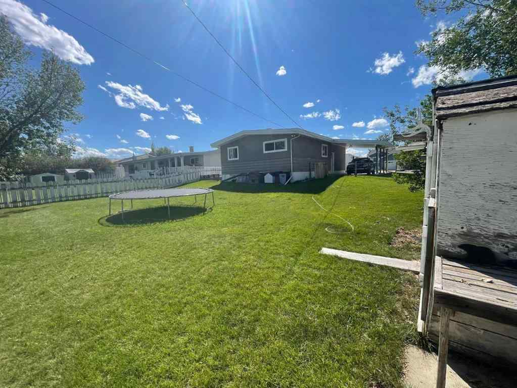 MLS® A2262058 - 520 6 Street W in NONE Cardston, Residential