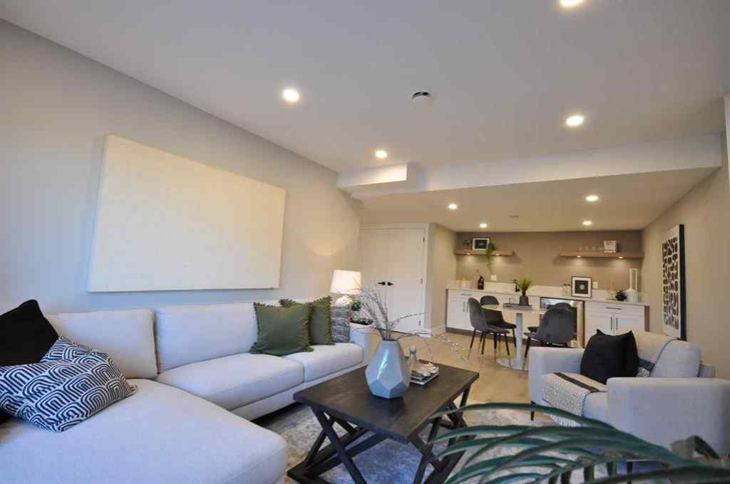 MLS® A2262062 - 1 Cherovan Drive SW in Chinook Park Calgary, Residential