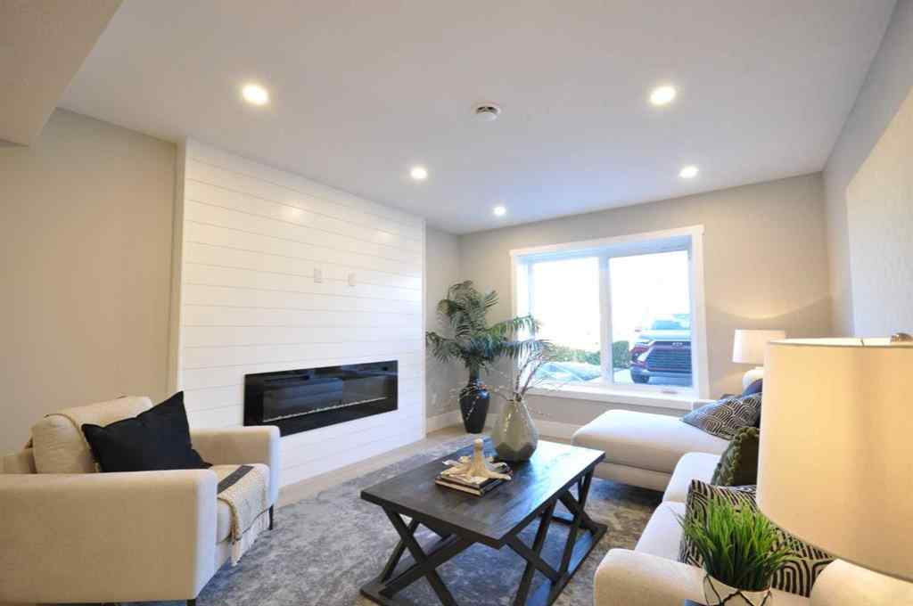 MLS® A2262062 - 1 Cherovan Drive SW in Chinook Park Calgary, Residential