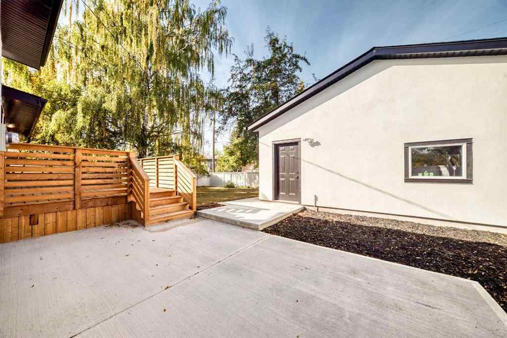 MLS® A2262062 - 1 Cherovan Drive SW in Chinook Park Calgary, Residential