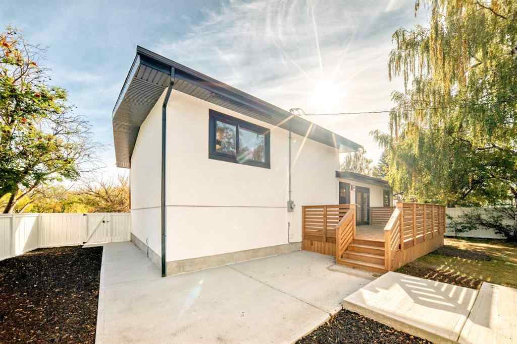 MLS® A2262062 - 1 Cherovan Drive SW in Chinook Park Calgary, Residential