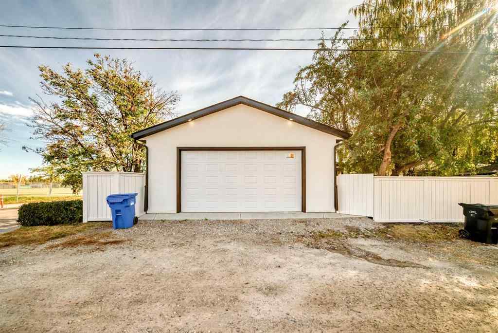 MLS® A2262062 - 1 Cherovan Drive SW in Chinook Park Calgary, Residential