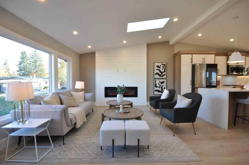 MLS® A2262062 - 1 Cherovan Drive SW in Chinook Park Calgary, Residential