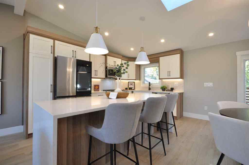 MLS® A2262062 - 1 Cherovan Drive SW in Chinook Park Calgary, Residential