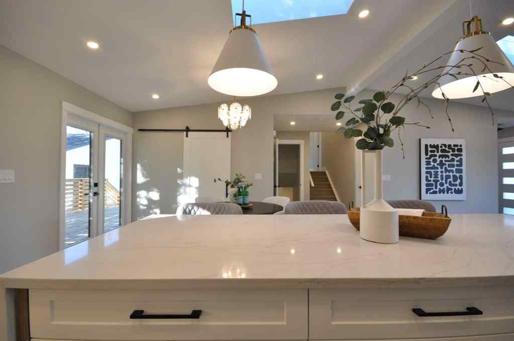 MLS® A2262062 - 1 Cherovan Drive SW in Chinook Park Calgary, Residential