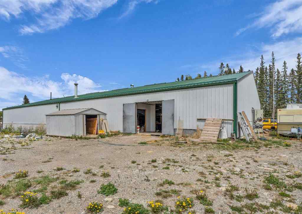 MLS® A2262066 - 211 Railway Avenue E in NONE Cremona, Commercial