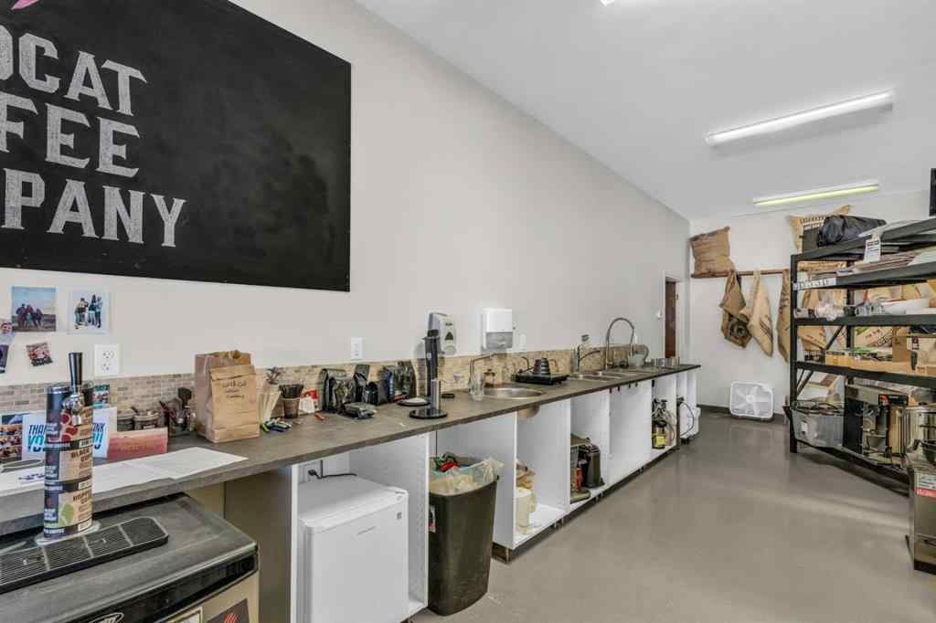 MLS® A2262066 - 211 Railway Avenue E in NONE Cremona, Commercial