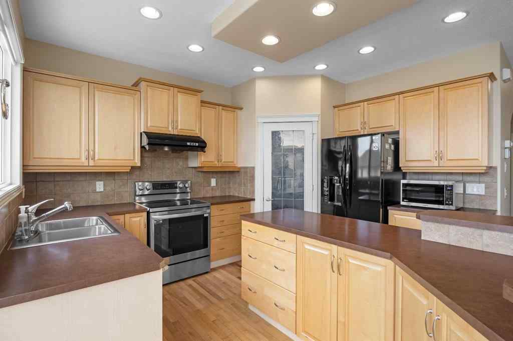 MLS® A2262069 - 101 Panamount Manor NW in Panorama Hills Calgary, Residential