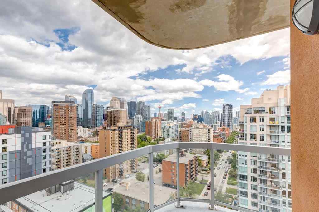 MLS® A2262070 - Unit #1700 817 15 Avenue SW in Beltline Calgary, Residential