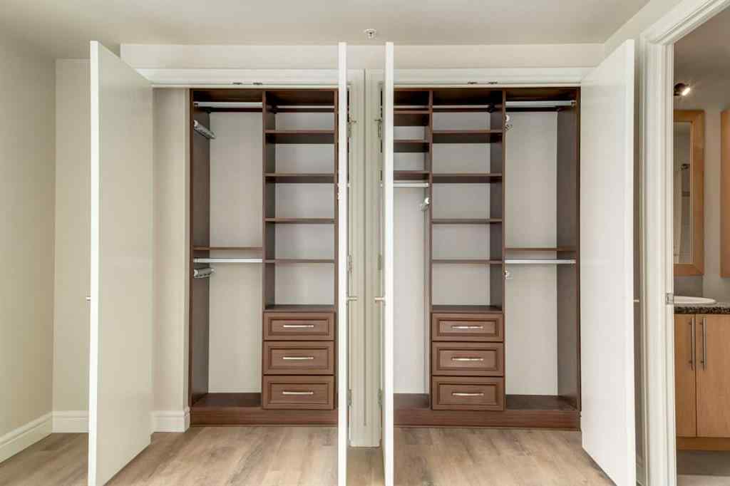 MLS® A2262070 - Unit #1700 817 15 Avenue SW in Beltline Calgary, Residential