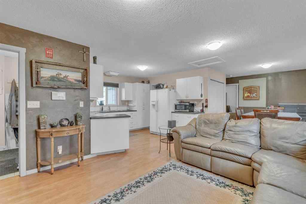 MLS® A2262073 - 270046 Township Road 284   in NONE Rural Rocky View County, Residential