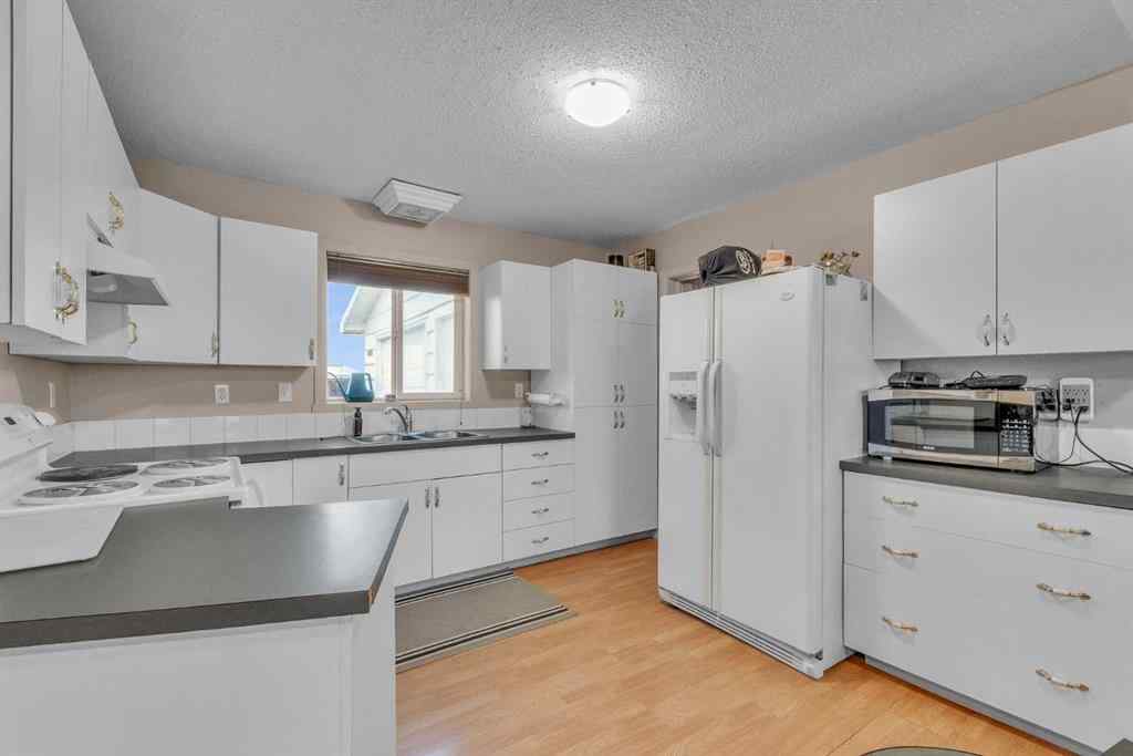 MLS® A2262073 - 270046 Township Road 284   in NONE Rural Rocky View County, Residential