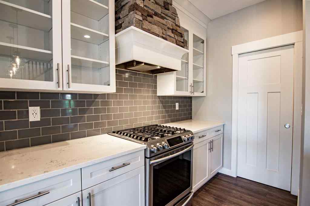 MLS® A2262081 - 14 Garrison Place  in Garden Heights Red Deer, Residential