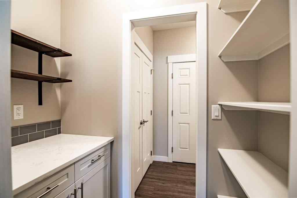 MLS® A2262081 - 14 Garrison Place  in Garden Heights Red Deer, Residential