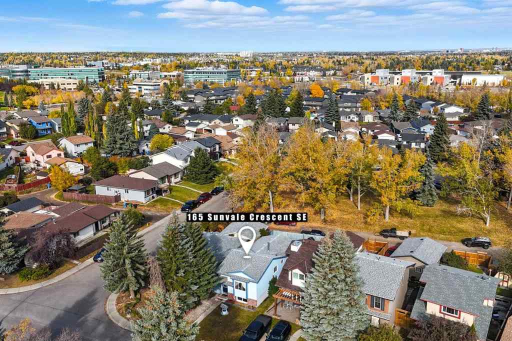 MLS® A2262085 - 165 Sunvale Crescent SE in Sundance Calgary, Residential