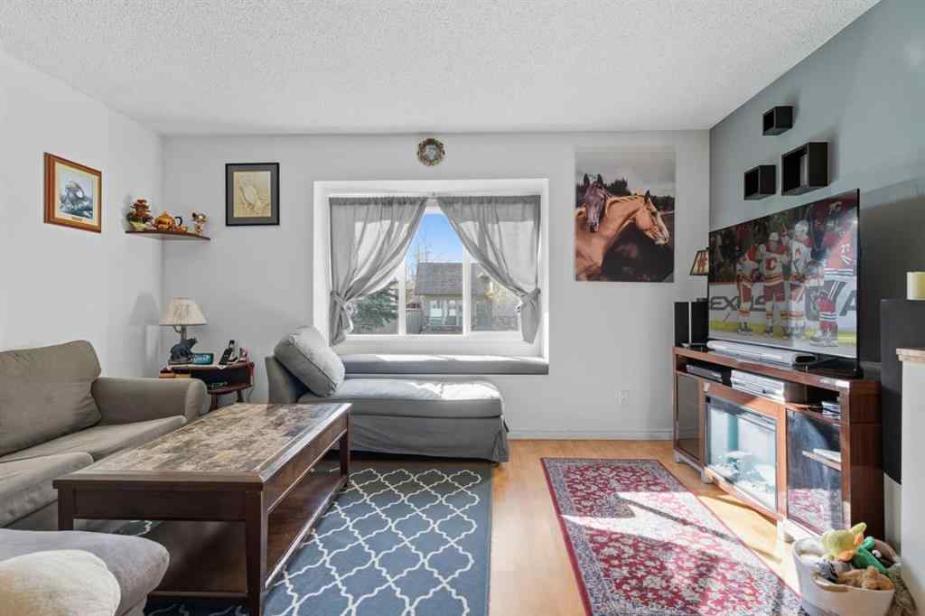 MLS® A2262085 - 165 Sunvale Crescent SE in Sundance Calgary, Residential