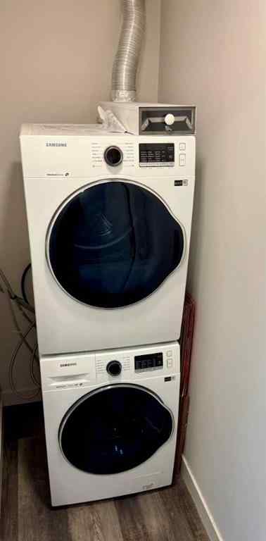 MLS® A2262086 - Unit #301 1107 Gladstone Road NW in Hillhurst Calgary, Residential