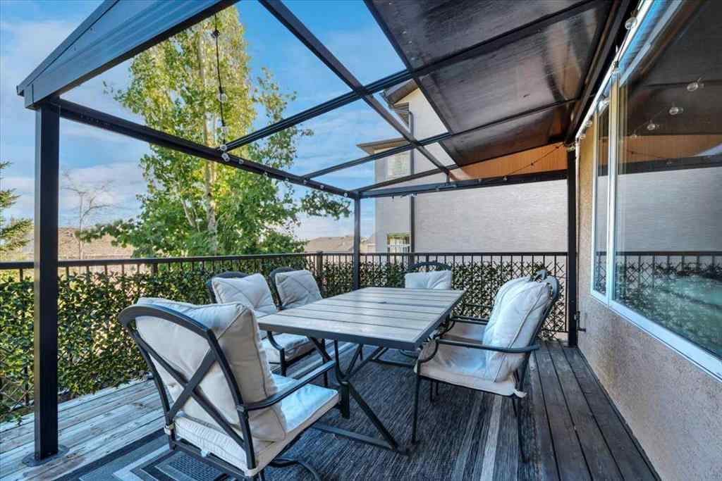 MLS® A2262087 - 89 Springborough Boulevard SW in Springbank Hill Calgary, Residential