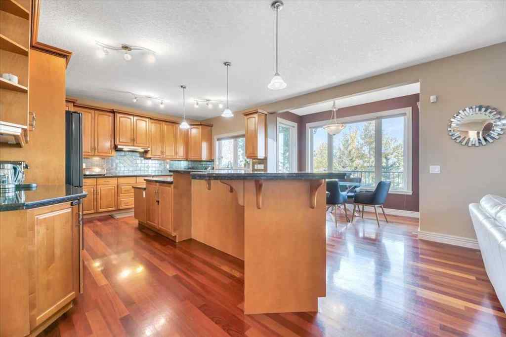 MLS® A2262087 - 89 Springborough Boulevard SW in Springbank Hill Calgary, Residential