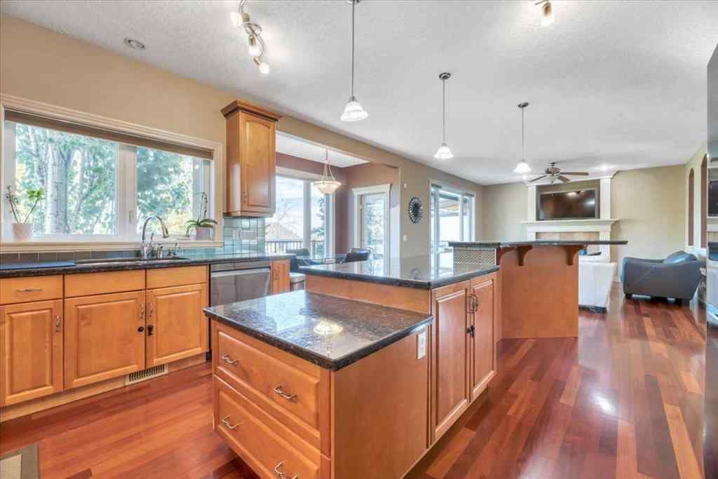 MLS® A2262087 - 89 Springborough Boulevard SW in Springbank Hill Calgary, Residential